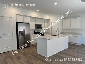 6411 W Oakley Ave in Fresno, CA - Building Photo - Building Photo
