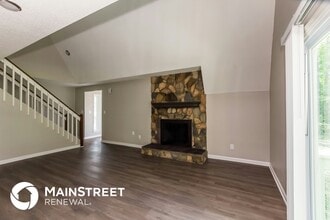 8009 Beacon Hills Rd in Indian Trail, NC - Building Photo - Building Photo