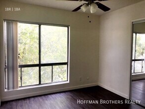 151 N Hoover St, Unit 4 in Los Angeles, CA - Building Photo - Building Photo