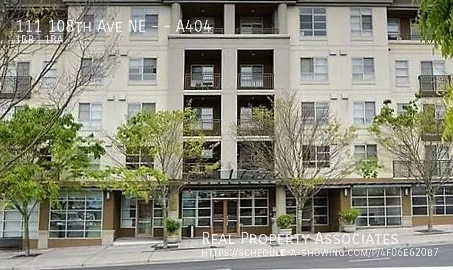 111 108th Ave NE in Bellevue, WA - Building Photo