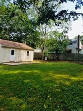 114 Webster Ave in Lake Ronkonkoma, NY - Foto de edificio - Building Photo