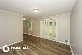 5348 The Savoy in College Park, GA - Building Photo - Building Photo