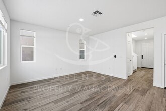 2198 Muller St in Lincoln, CA - Building Photo - Building Photo