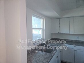 4331 Glenwood Ave in Ft. Myers, FL - Foto de edificio - Building Photo