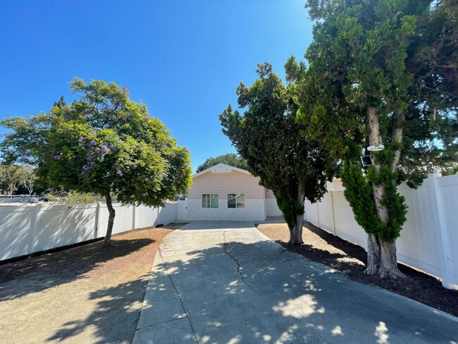 4211 Black Mountain Rd