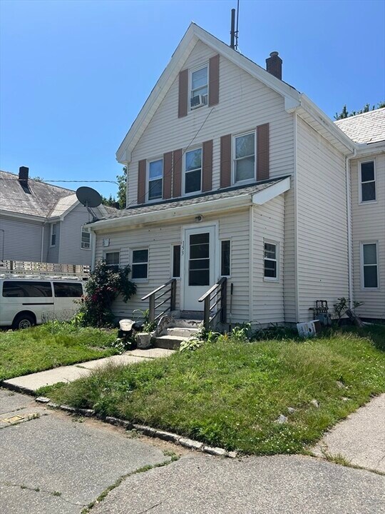 153 Arlington St in Framingham, MA - Building Photo