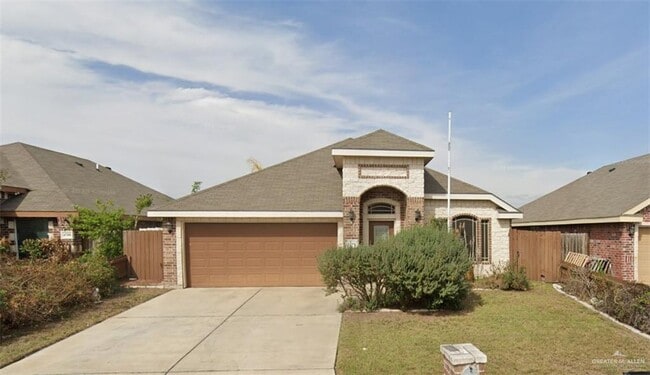 property at 4704 E Pelican Ave