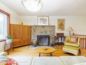 10 Purdy Hollow Rd in Woodstock, NY - Building Photo - Building Photo