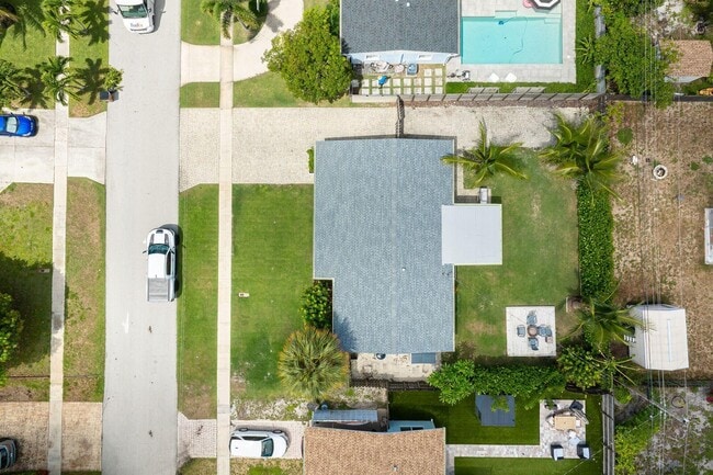 431 SE 4th St in Deerfield Beach, FL - Building Photo - Building Photo