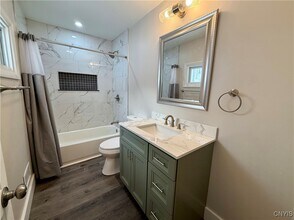 213 W Main St in Ilion, NY - Building Photo - Building Photo