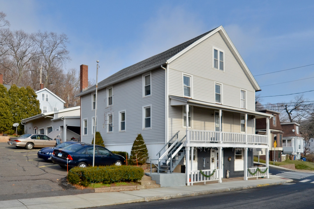 40 Prospect St in Vernon Rockville, CT - Building Photo