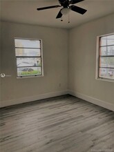 420 NW S River Dr-Unit -420 in Miami, FL - Building Photo - Building Photo