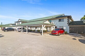 1429 Cape Coral Pkwy W, Unit 5 in Cape Coral, FL - Building Photo - Building Photo