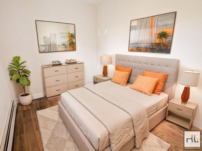 Fifth Avenue, Unit 4B