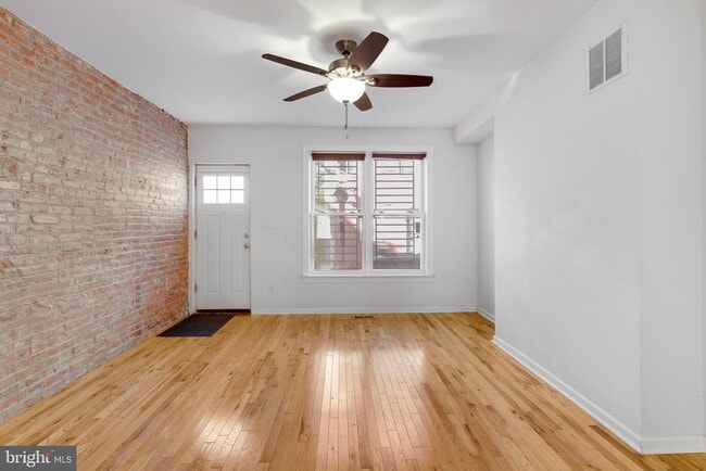 property at 1517 S LeCount St