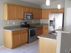 1562 W Linda Ln in Chandler, AZ - Building Photo - Building Photo