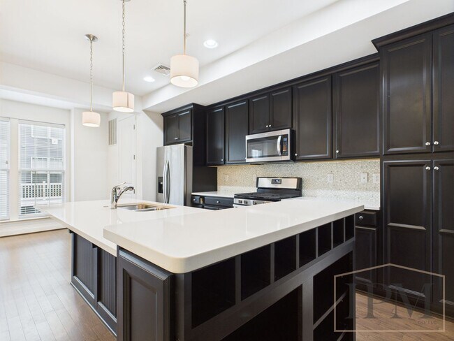 property at 416 Mayer Pl