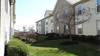 Barrington Club Apartments in Columbus, OH - Building Photo - Building Photo