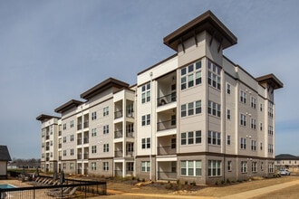 The Robert Apartments in Madison, AL - Building Photo - Building Photo