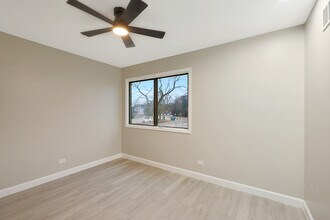 104 Saratoga Ct in Vernon Hills, IL - Building Photo - Building Photo