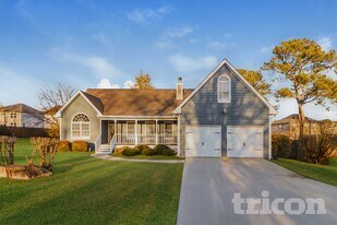 1928 Walden Park Dr, Unit 0419 in Snellville, GA - Building Photo