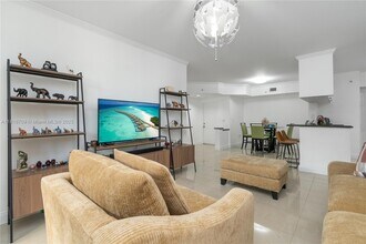 17125 N Bay Rd, Unit 3104 in Sunny Isles Beach, FL - Building Photo - Building Photo