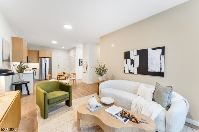 431 Dr Martin Luther King Jr Blvd in East Orange, NJ - Building Photo - Building Photo