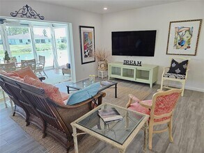 2353 Bal Harbour Dr in Venice, FL - Building Photo - Building Photo