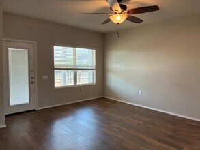 11827 Plover Pl in San Antonio, TX - Building Photo - Building Photo