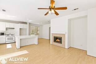 31 Dahlia in Irvine, CA - Building Photo