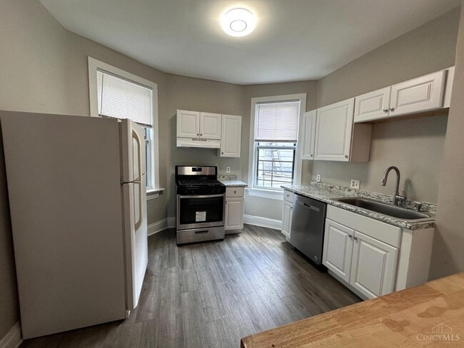 623 Riddle Rd in Cincinnati, OH - Building Photo - Building Photo
