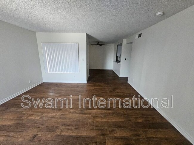 926 Wilmington Blvd in Los Angeles, CA - Building Photo - Building Photo