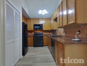 623 Lockhart Ct NE in Marietta, GA - Building Photo - Building Photo