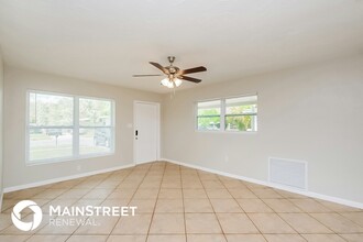 3719 Aloha Dr in Sarasota, FL - Building Photo - Building Photo