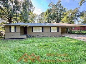 2929 Bede Rd in Memphis, TN - Building Photo