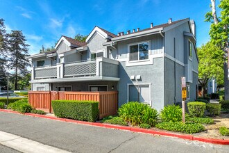 Saint James Park in Fremont, CA - Building Photo - Building Photo