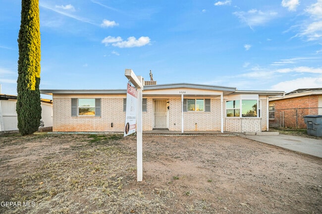 property at 5520 Edinburg Dr