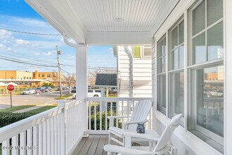 303 Pennsylvania Ave in Spring Lake, NJ - Building Photo - Building Photo