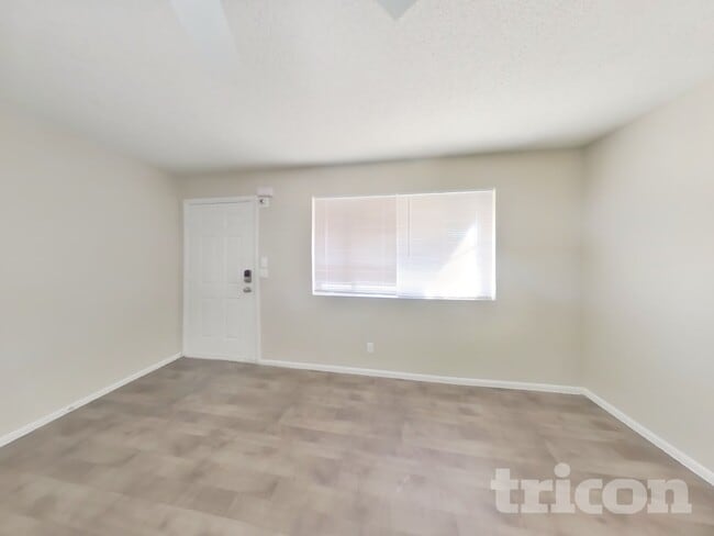 1626 W Pepper Pl in Mesa, AZ - Building Photo - Building Photo