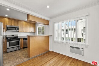 1235 N Harper Ave in West Hollywood, CA - Building Photo - Building Photo