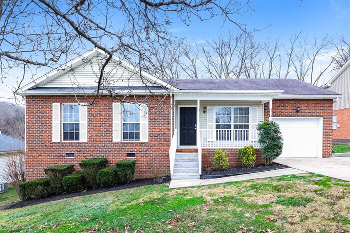 230 High Chaperal Dr in Goodlettsville, TN - Building Photo