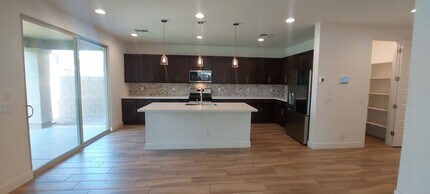 2128 E Kingbird Dr in Queen Creek, AZ - Building Photo - Building Photo