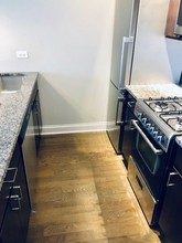 2642 W Luther St in Chicago, IL - Building Photo - Building Photo