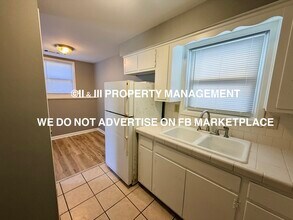 8406 Robinson St in Overland Park, KS - Building Photo - Building Photo