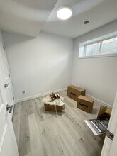 1460-1422 22 St NW in Edmonton, AB - Building Photo - Building Photo