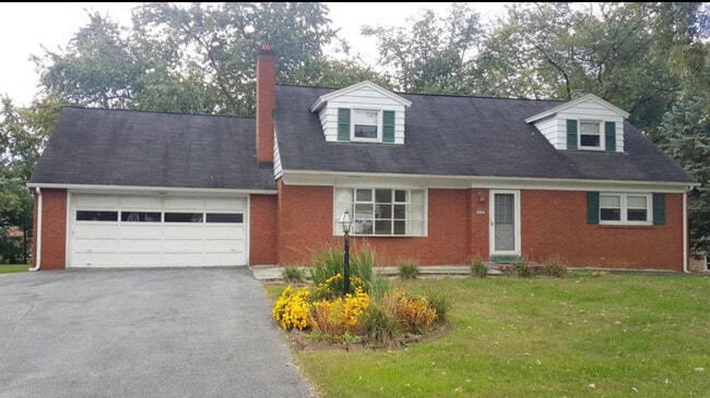 property at 418 Glen Ridge Dr