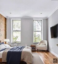 East 10th Street in New York, NY - Building Photo