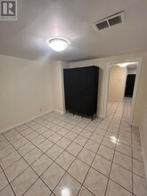 200 Phyllis Ave in Toronto, ON - Building Photo - Building Photo