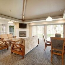 Lakeshore Apartments in Davis, CA - Foto de edificio - Building Photo