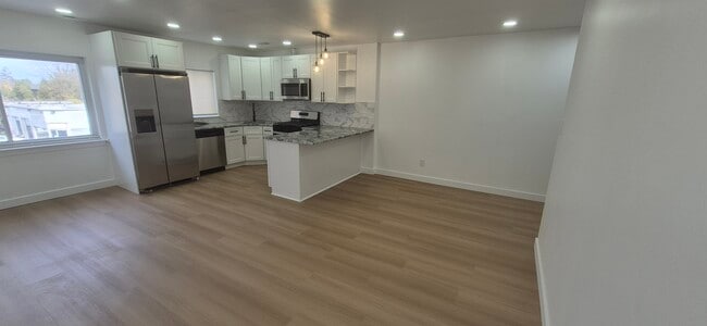 8258 Rodney St, Unit 1st Floor